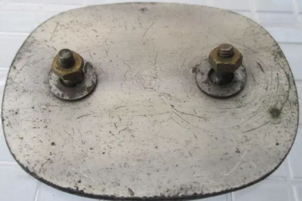 Volkswagen 1958 Christophorus-Plakette 100.000 Km mit VW-Logo emailliert (5172)